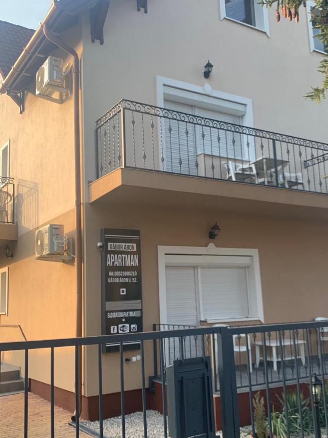 Gabor Aron Apartment Hajdúszoboszló Dış mekan fotoğraf